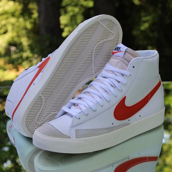 Nike Blazer Mid 77 White Bright Crimson Men's Size 8.5 - Picture 9 of 12